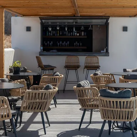 North Wind Luxury Oia